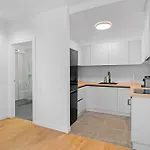 One Cotroceni - Luxurious With Balcony Апартаменти *